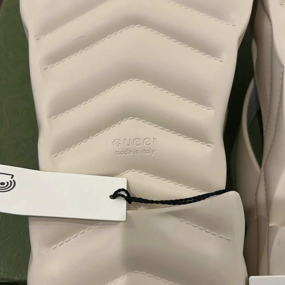 Gucci platform flip flops